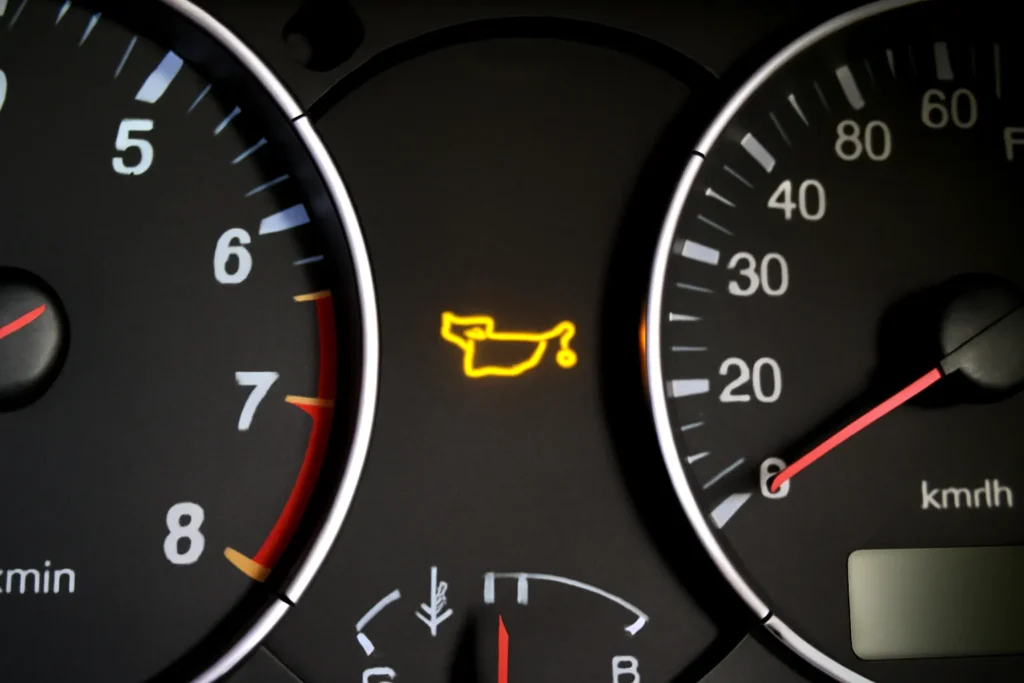 엔진오일 경고등 점등